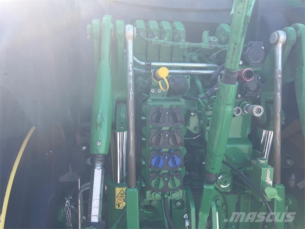 John Deere 6R 155 Tractoren