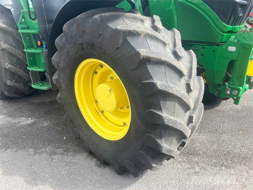 John Deere 6R 195 Tractoren