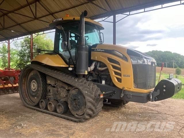 John Deere 6R 215 Tractoren