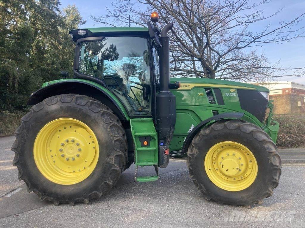 John Deere 6R 215 Tractoren