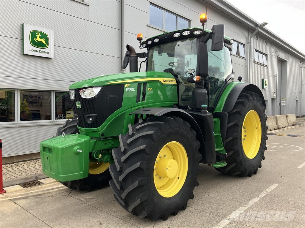 John Deere 6R 250 Tractoren