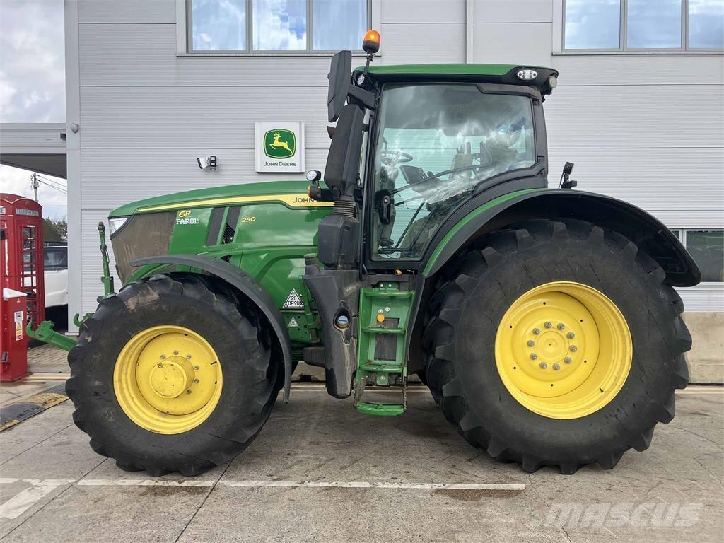 John Deere 6R 250 Tractoren