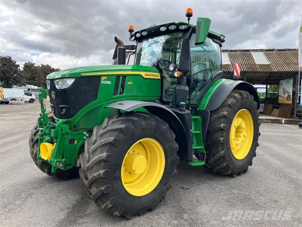 John Deere 6R 250 Tractoren