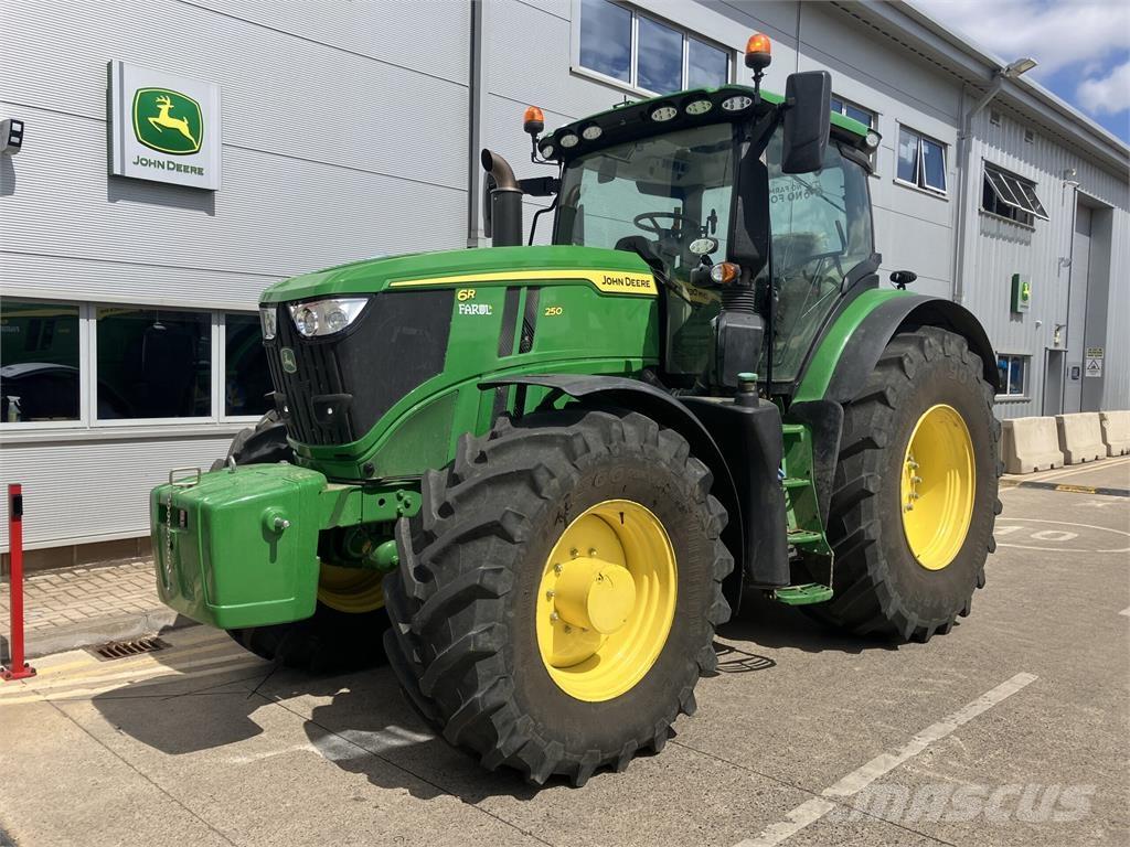 John Deere 6R 250 Tractoren