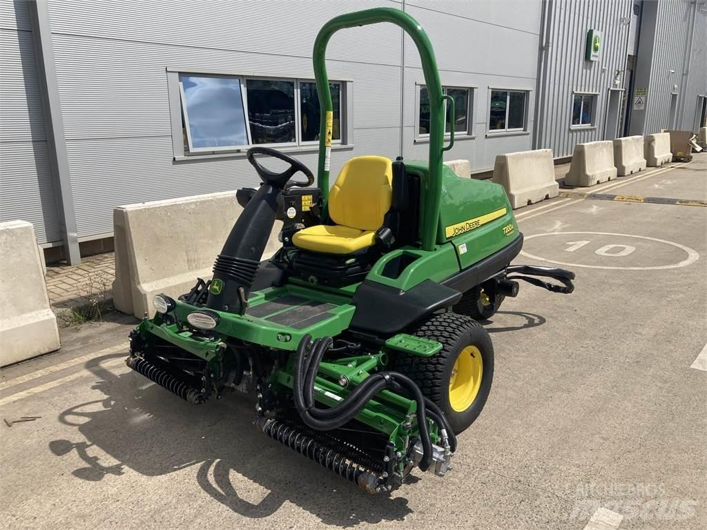 John Deere 7200A Loopmaaier