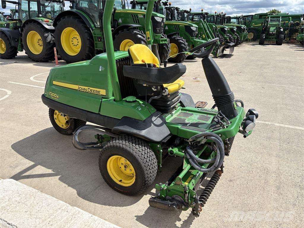 John Deere 7200A Loopmaaier