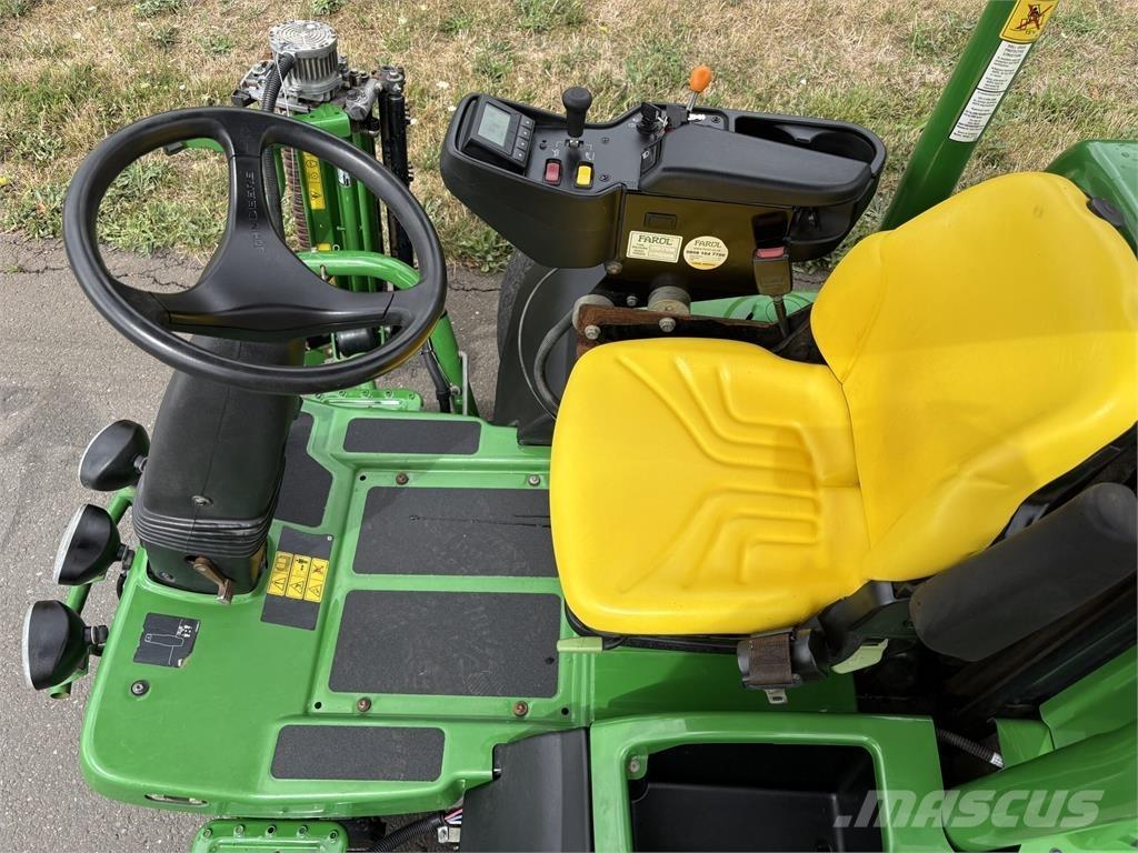John Deere 7500AE Loopmaaier