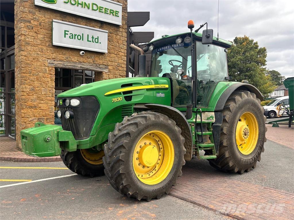 John Deere 7830 Tractoren