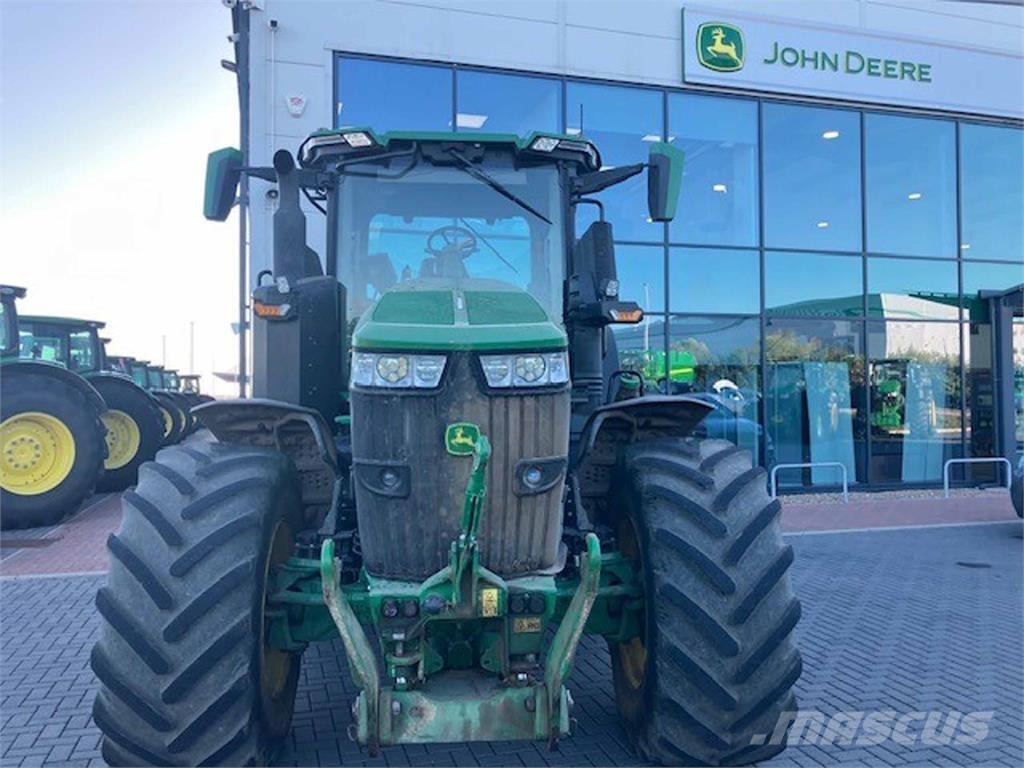 John Deere 7R 250 Tractoren