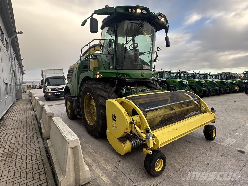 John Deere 8600i Zelfrijdende veldhakselaars