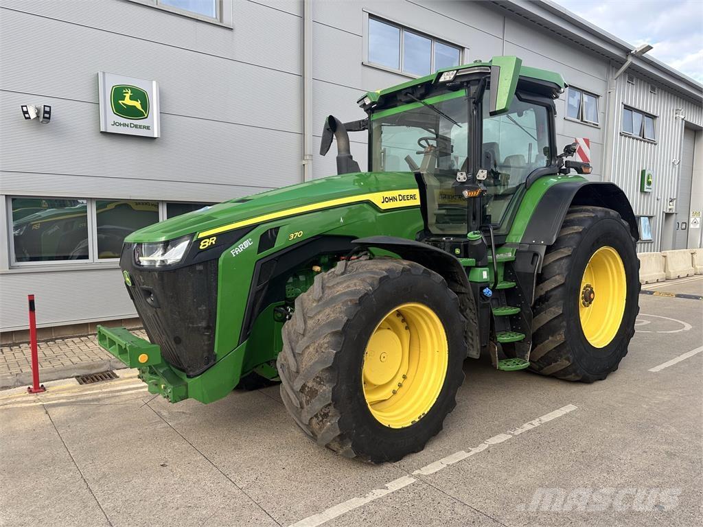 John Deere 8R 370 Tractoren