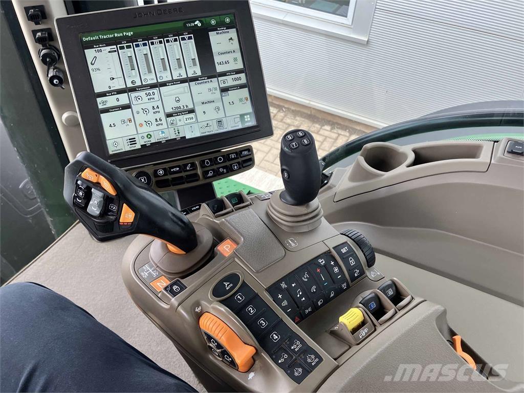 John Deere 8R 370 Tractoren