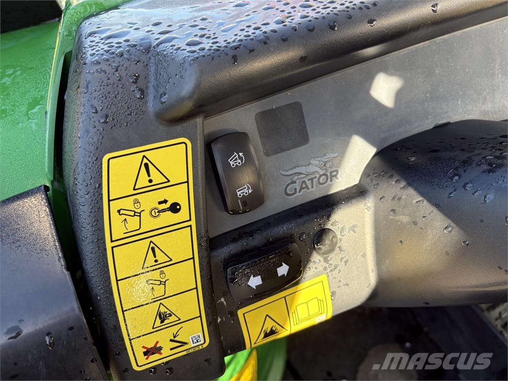 John Deere XUV855M Utiliteitsmachines