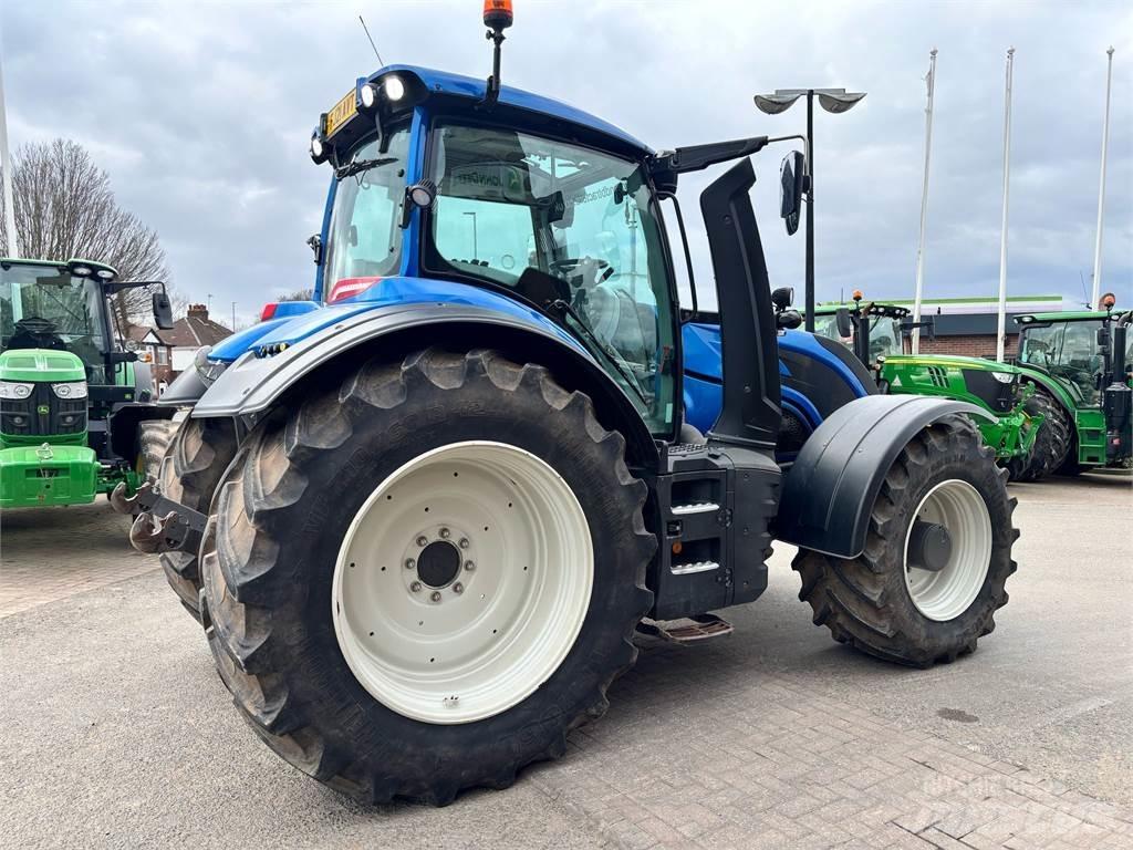 Valtra T234D Tractoren