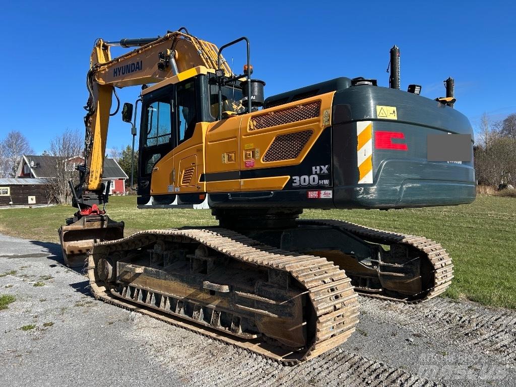 Hyundai HX 300 HW Rupsgraafmachines