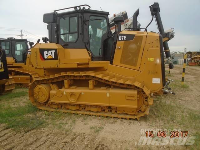 CAT D7E Rupsdozers