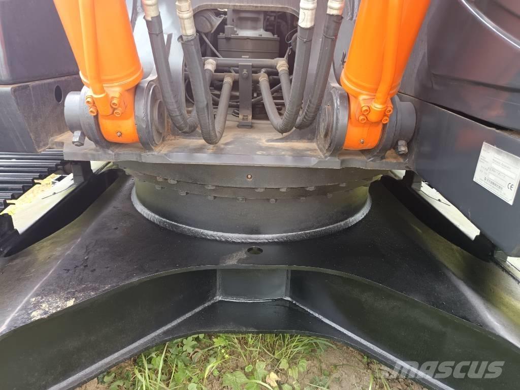 Hitachi ZX 210 Rupsgraafmachines