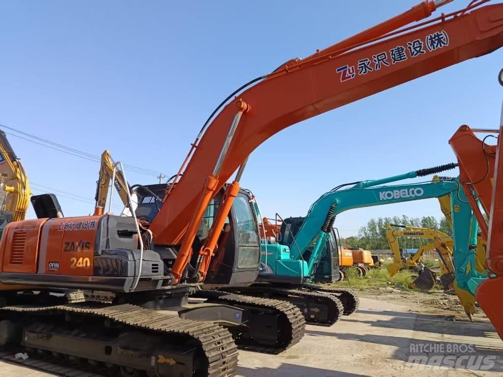Hitachi ZX 240 Rupsgraafmachines