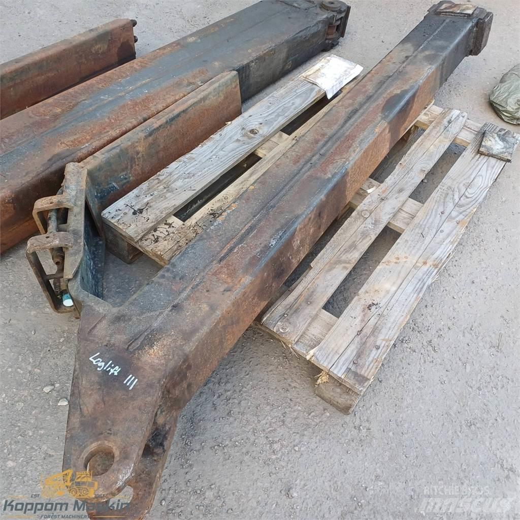 Loglift 111 Uitrijwagenkranen