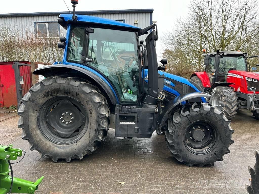 Valtra G125EA Tractoren
