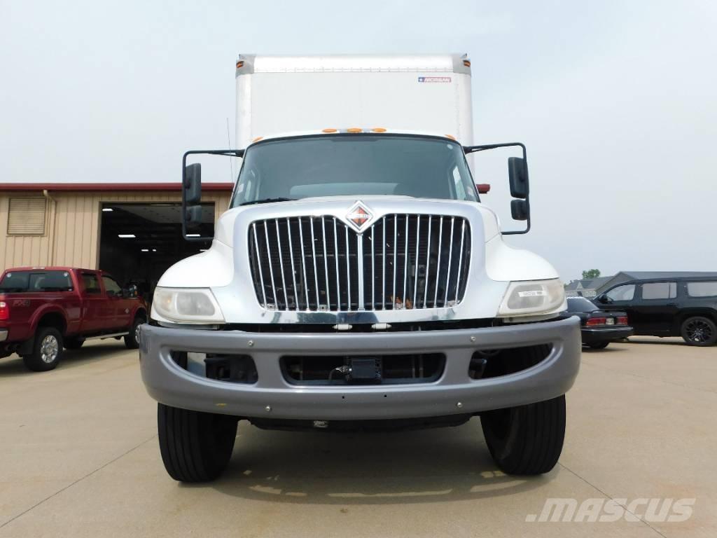 International 4300 Containerchassis