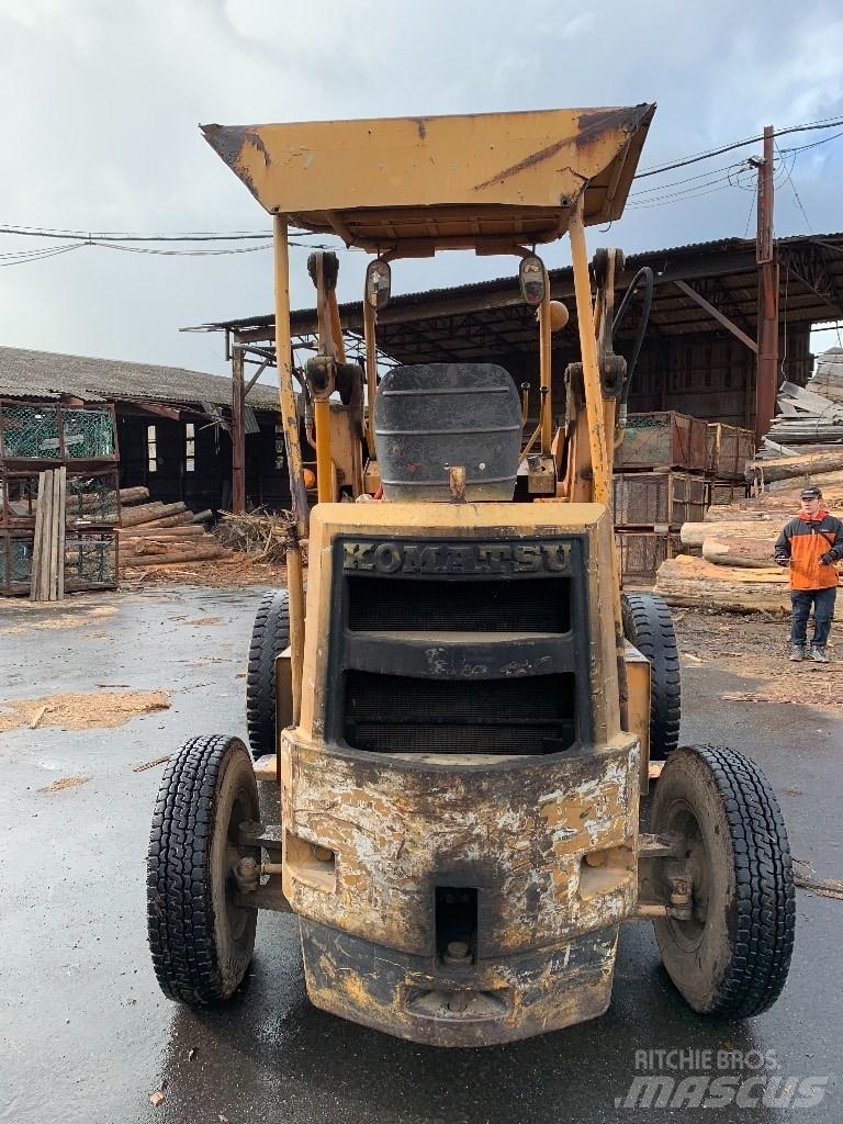 Komatsu SD25-1 Reachtruck voor hoog niveau