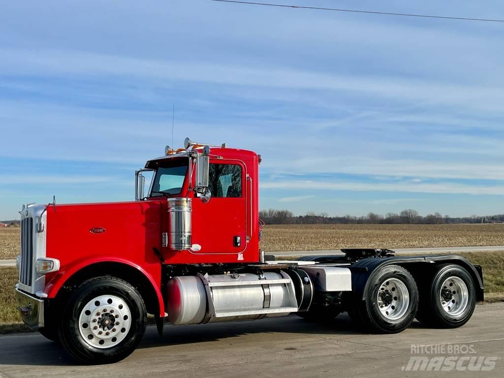 Peterbilt 388 Trekkers