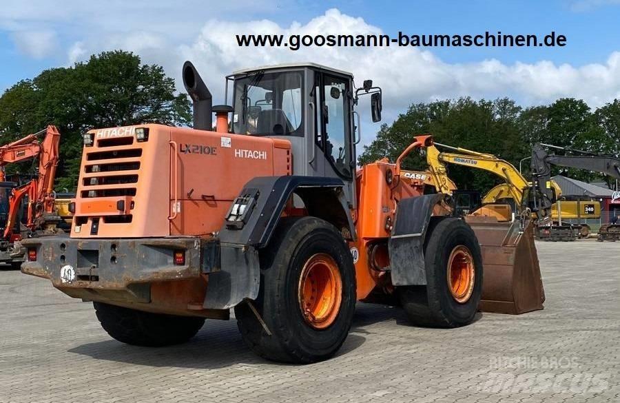Hitachi LX 210 E Wielladers