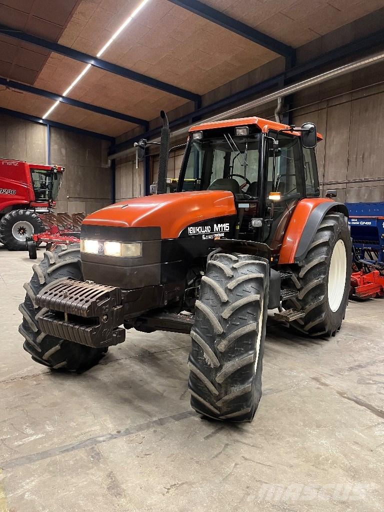 New Holland M 115 Tractoren