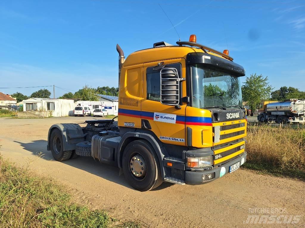Scania P124LA4X2NA Trekkers