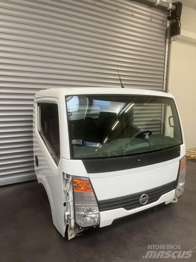 Nissan NT400 Cabine en interieur