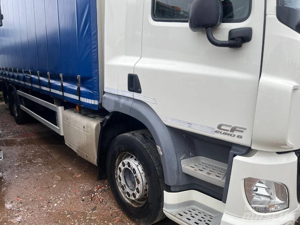 DAF CF 330 Schuifzeilopbouw