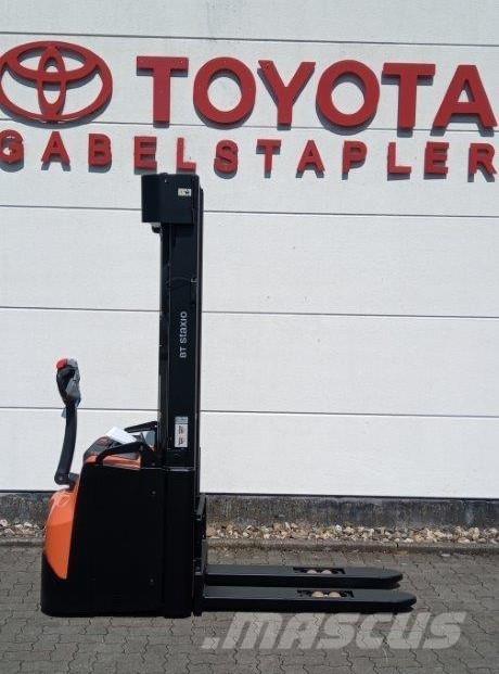 Toyota SWE160L Zelfrijdende stapelaars