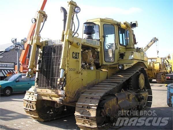 CAT D8N Rupsdozers