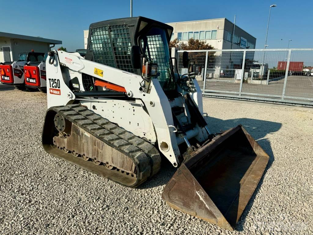 Bobcat T 250 Rupsladers