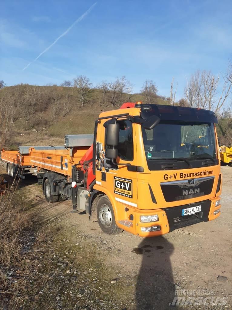 MAN LKW Vlakke laadvloer met kraan