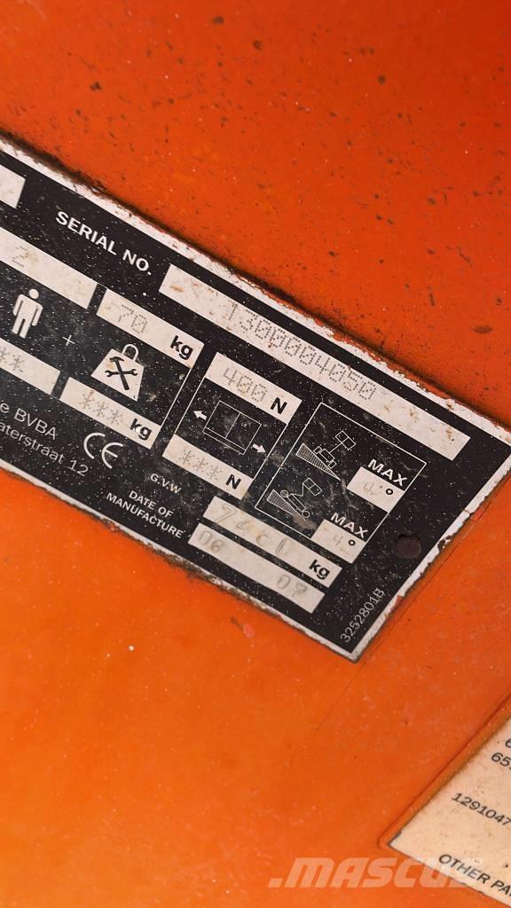 JLG 450 AJS II Knikarmhoogwerkers