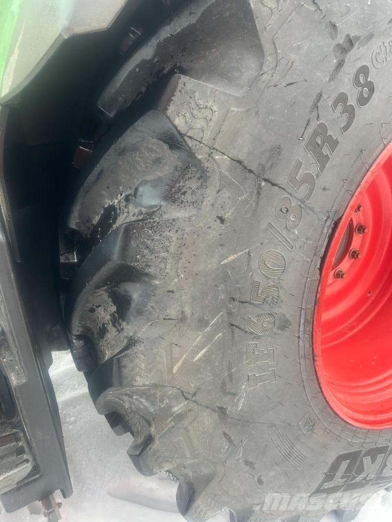 Fendt 824 Vario Tractoren