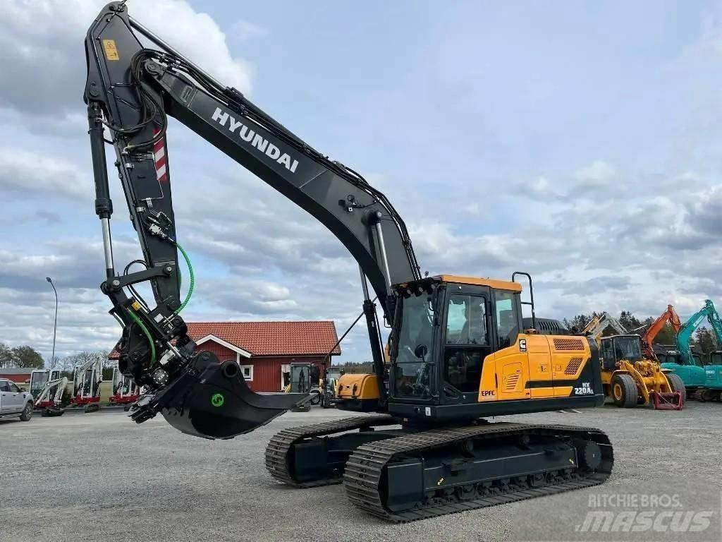 Hyundai HX 220 Rupsgraafmachines