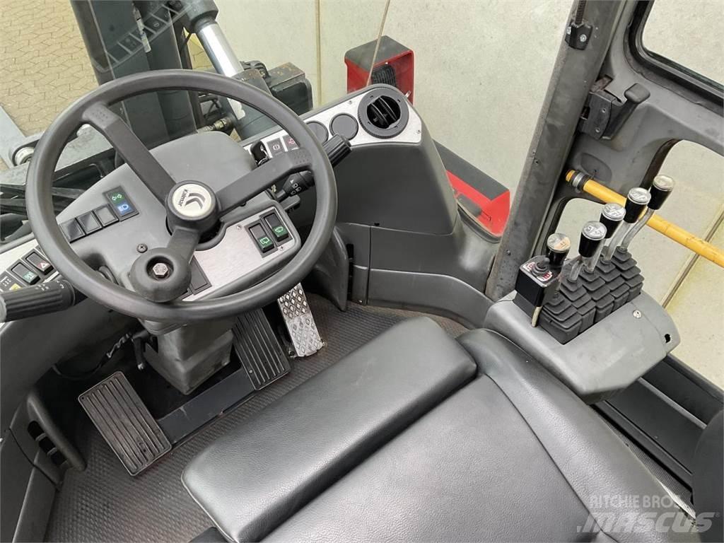Kalmar DCE 140-6 Diesel heftrucks