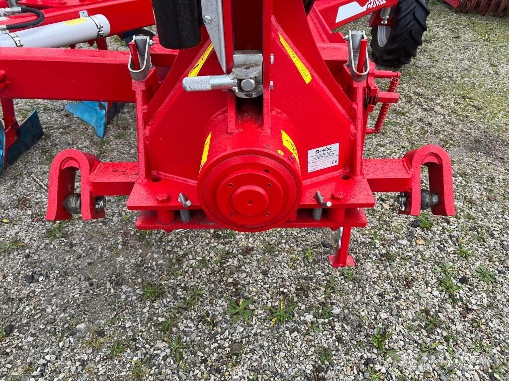 Ovlac Mini NH 7+2 Wentelploegen