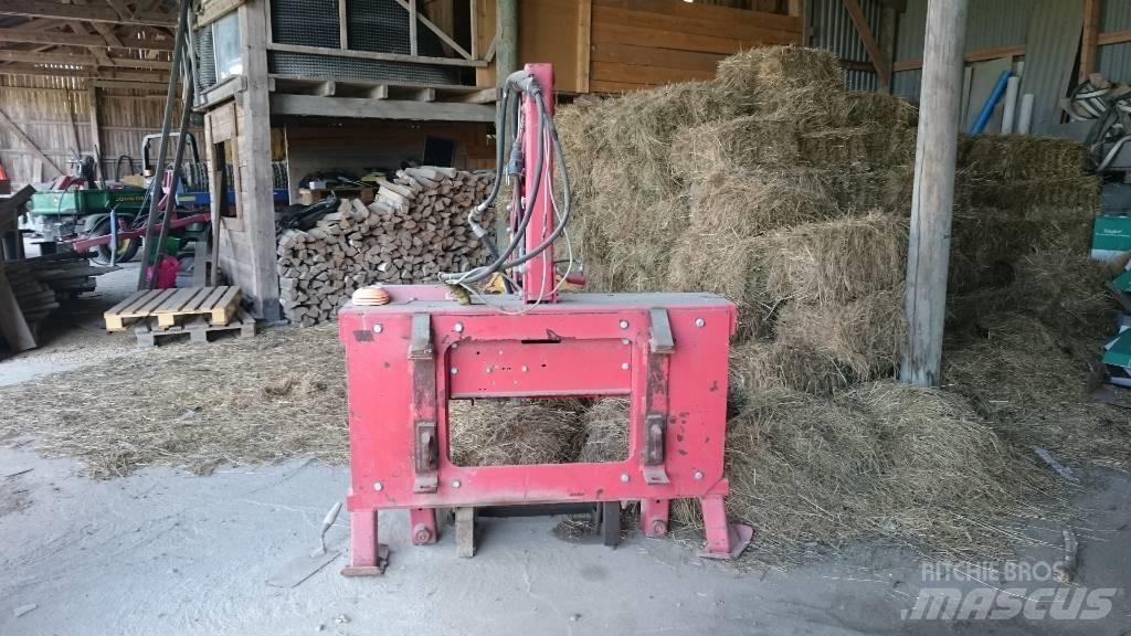 TKS BALESTRIP Voermachines