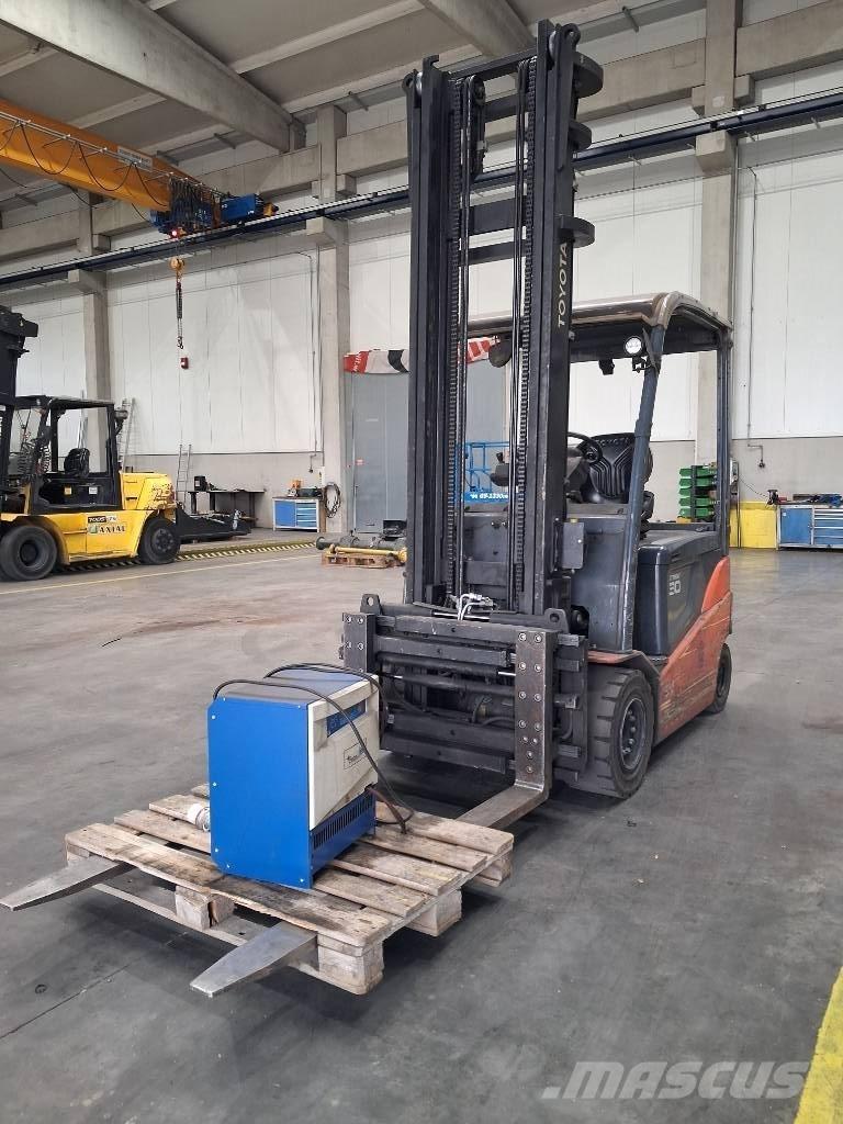 Toyota 8 FBMKT 30 Elektrische heftrucks