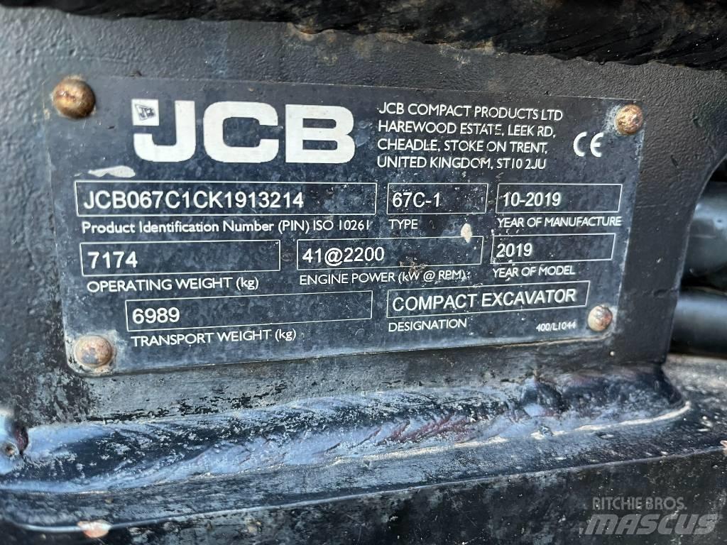 JCB 67 C Minigraafmachines < 7t