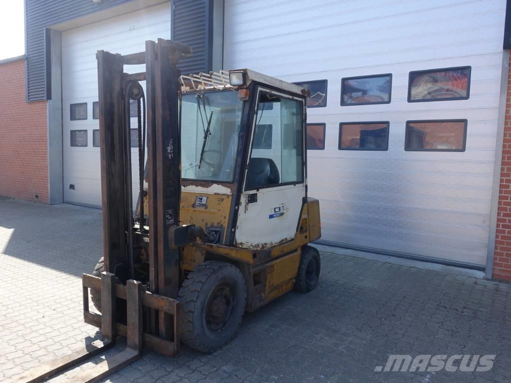 TCM FD 25 Z2 Diesel heftrucks