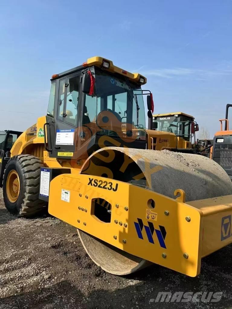 XCMG XS 233J Trilrolwalsen