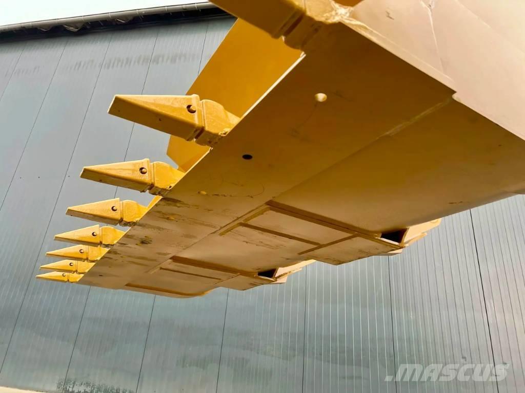 CAT 950M incl. Teeth Bakken