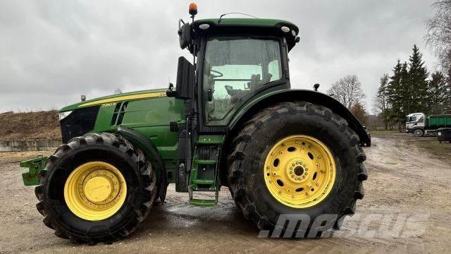 John Deere 7250R Tractoren
