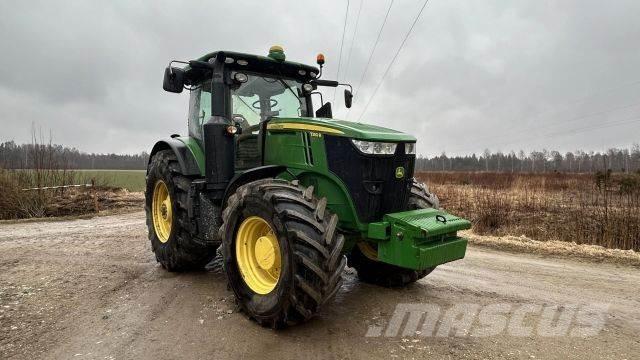 John Deere 7250R Tractoren