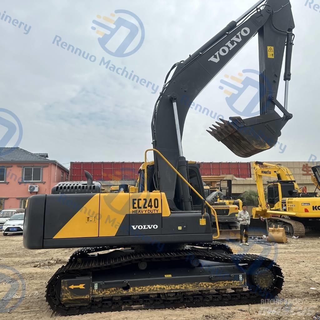 Volvo EC 240 Rupsgraafmachines